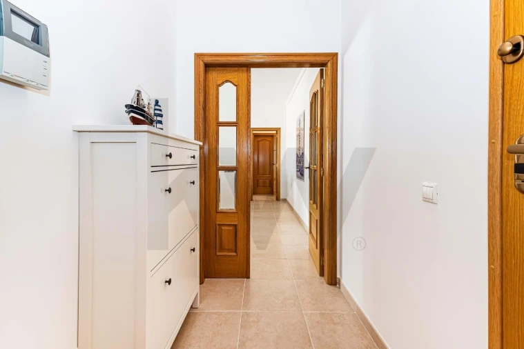 Apartamento T1 para Venda em Vila Real de Santo Antonio Foto 4