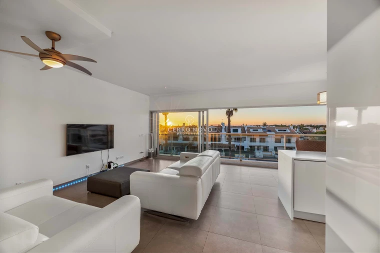Apartamento T2 para Venda em Albufeira e Olhos de Água Foto 4