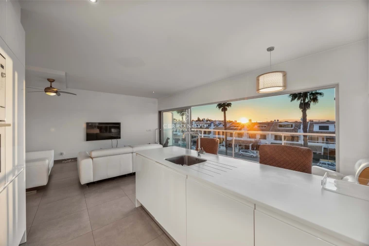 Apartamento T2 para Venda em Albufeira e Olhos de Água Foto 27