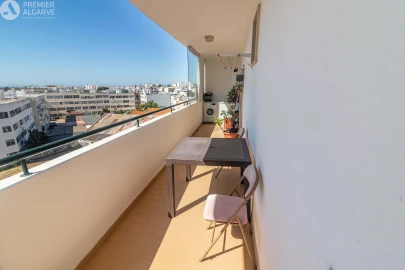 Apartamento T2 para Venda em Quelfes