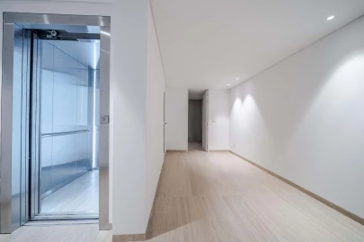 Moradia T4 para Venda em Quarteira