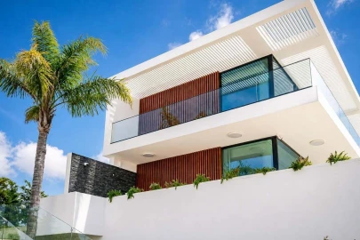 Moradia T4 para Venda em Quarteira