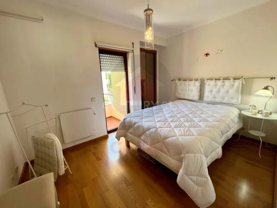 Apartamento T2 para Venda em Foz do Arelho Foto 5