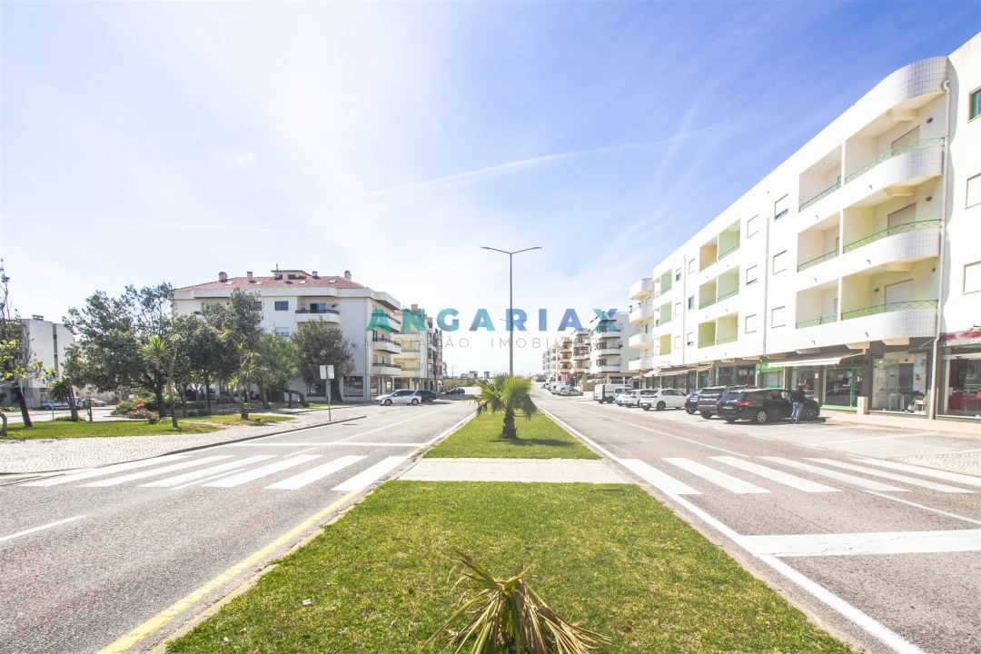 Apartamento T1 para Venda em Vieira de Leiria Foto 10