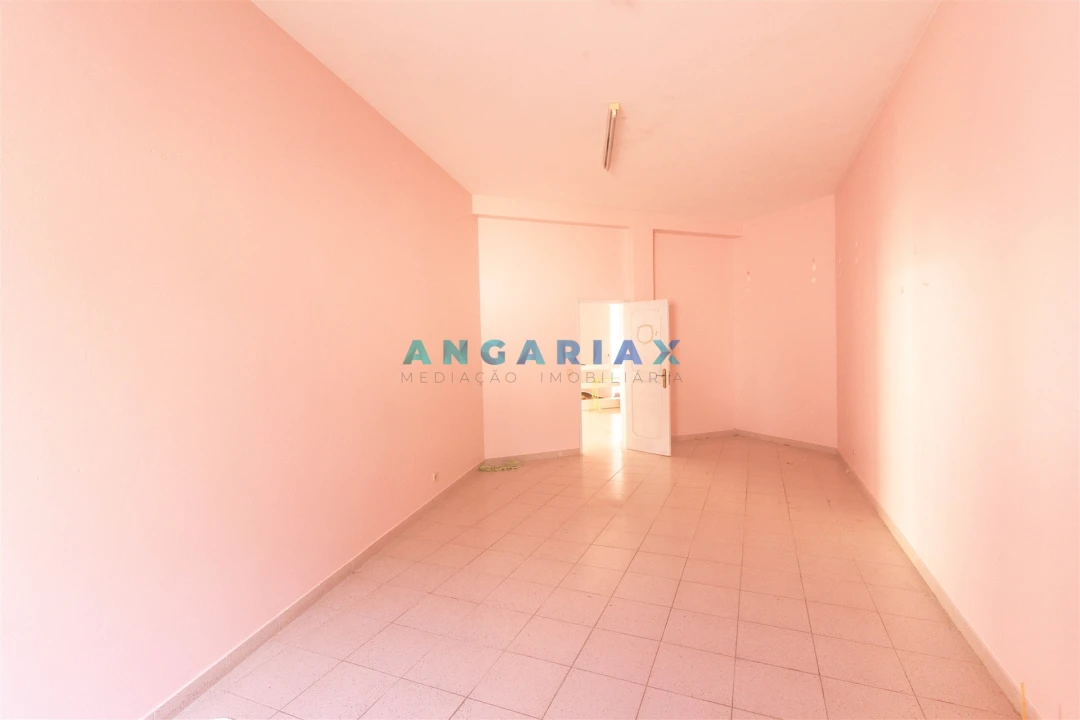 Apartamento T1 para Venda em Vieira de Leiria Foto 6