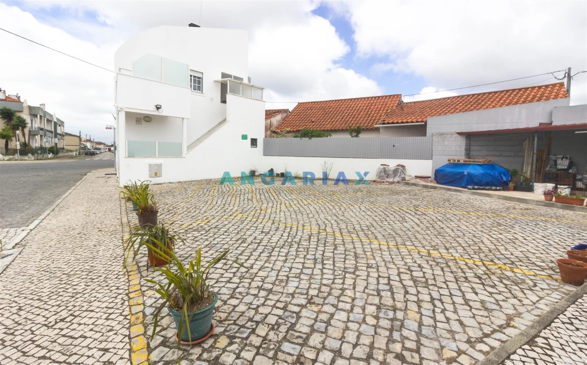 Loja para Arrendamento em Marinha Grande Foto 11