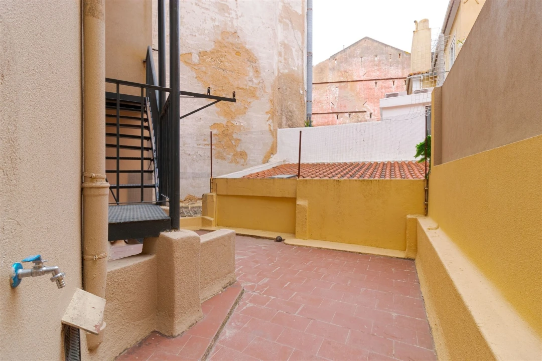 Apartamento T3 para Arrendamento em Campo de Ourique Foto 19