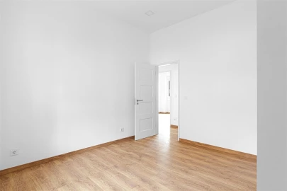 Apartamento T3 para Arrendamento em Campo de Ourique