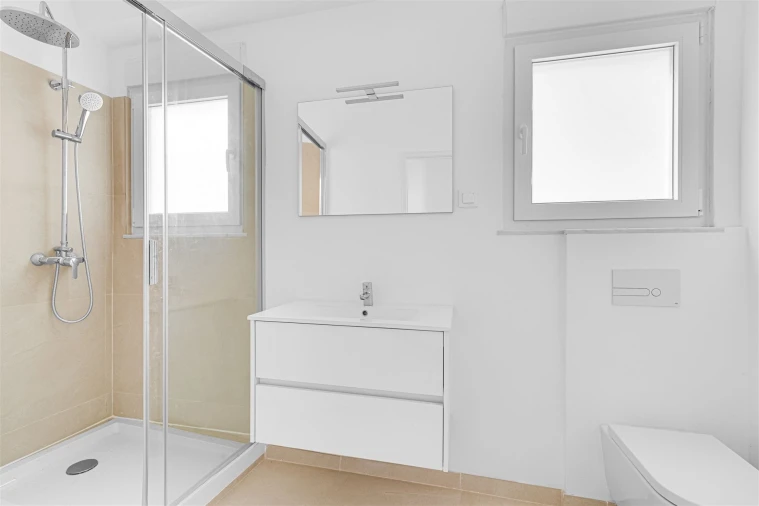 Apartamento T3 para Arrendamento em Campo de Ourique Foto 4