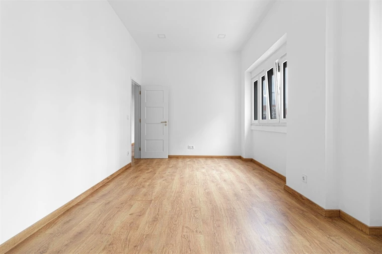Apartamento T3 para Arrendamento em Campo de Ourique Foto 14