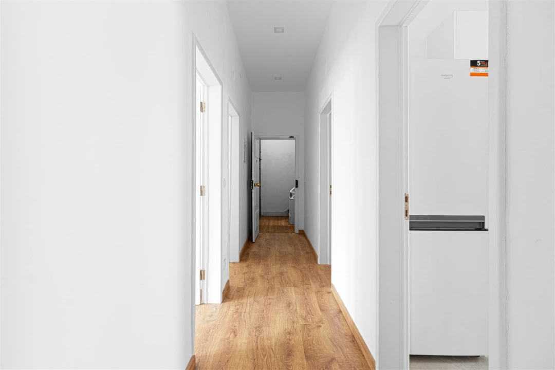 Apartamento T3 para Arrendamento em Campo de Ourique Foto 5