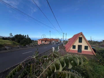 Moradia T3 para Venda em Santana