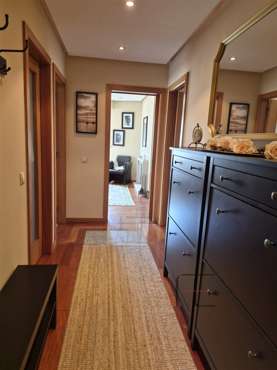 Apartamento T2 para Venda em Aguas Santas Foto 2