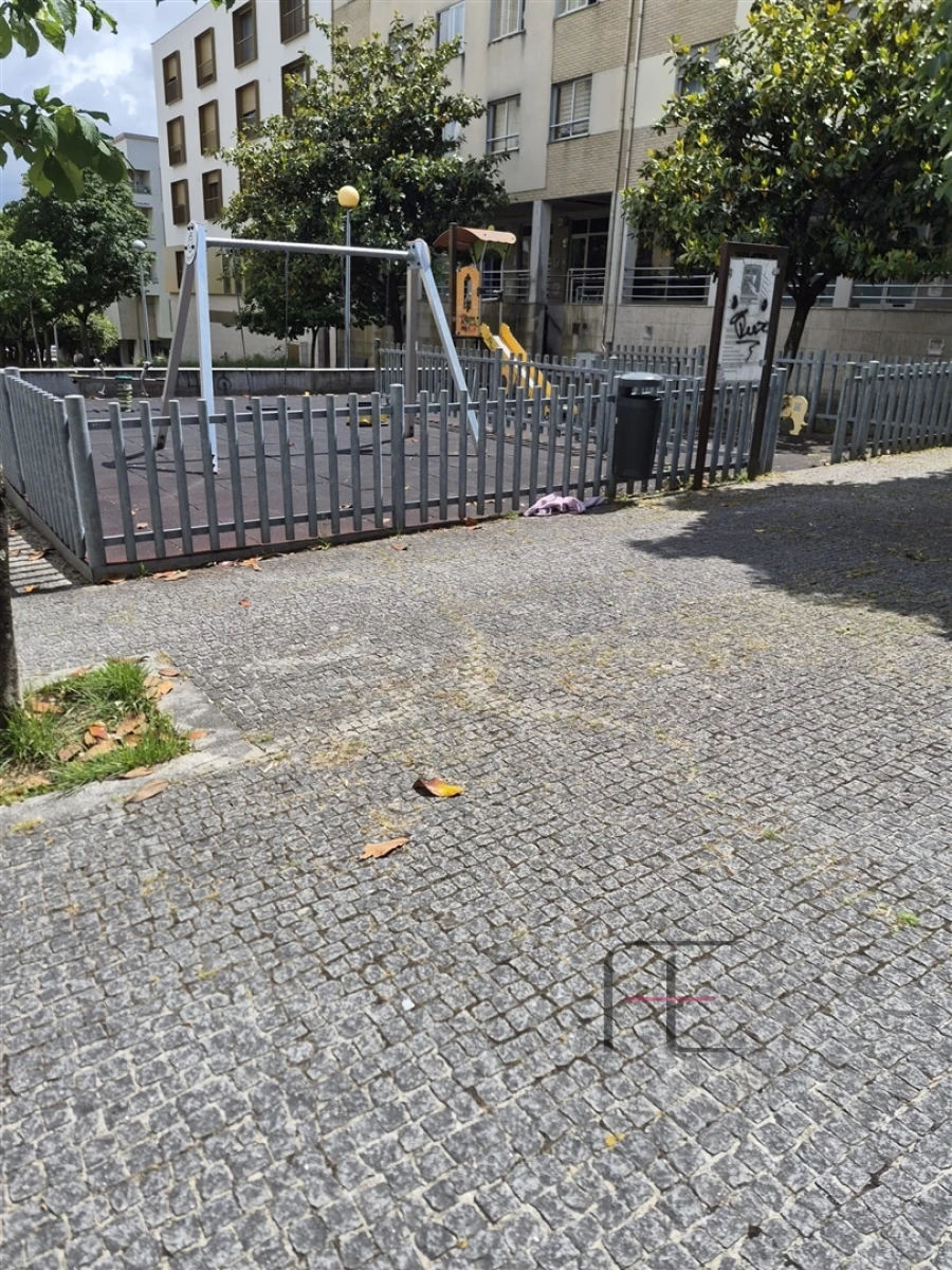 Apartamento T2 para Venda em Aguas Santas Foto 14