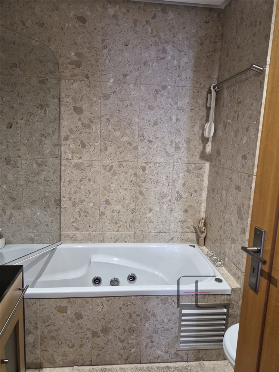 Apartamento T2 para Venda em Aguas Santas Foto 4