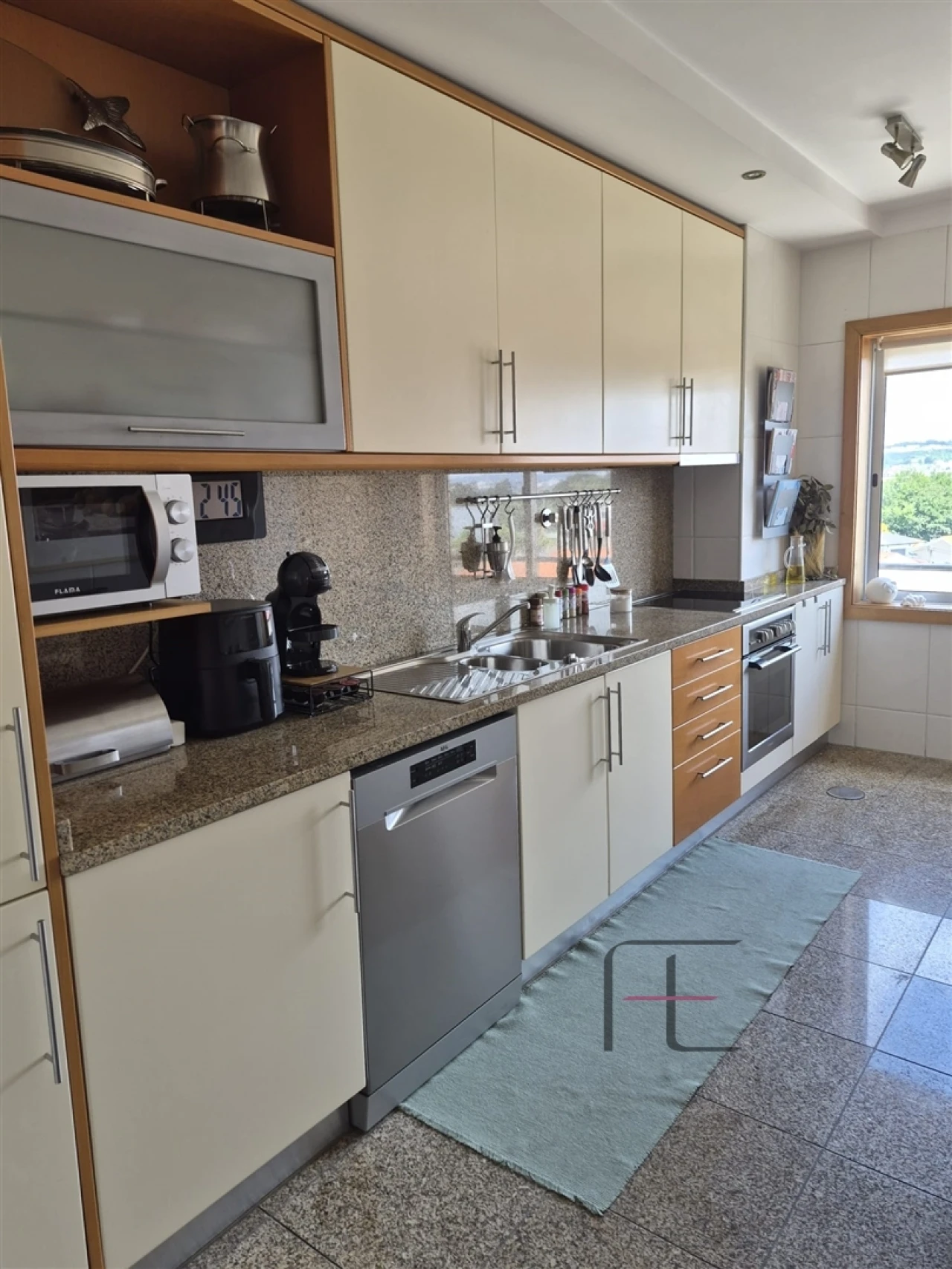 Apartamento T2 para Venda em Aguas Santas Foto 33
