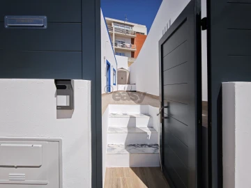 Moradia T2 para Venda em Carcavelos e Parede