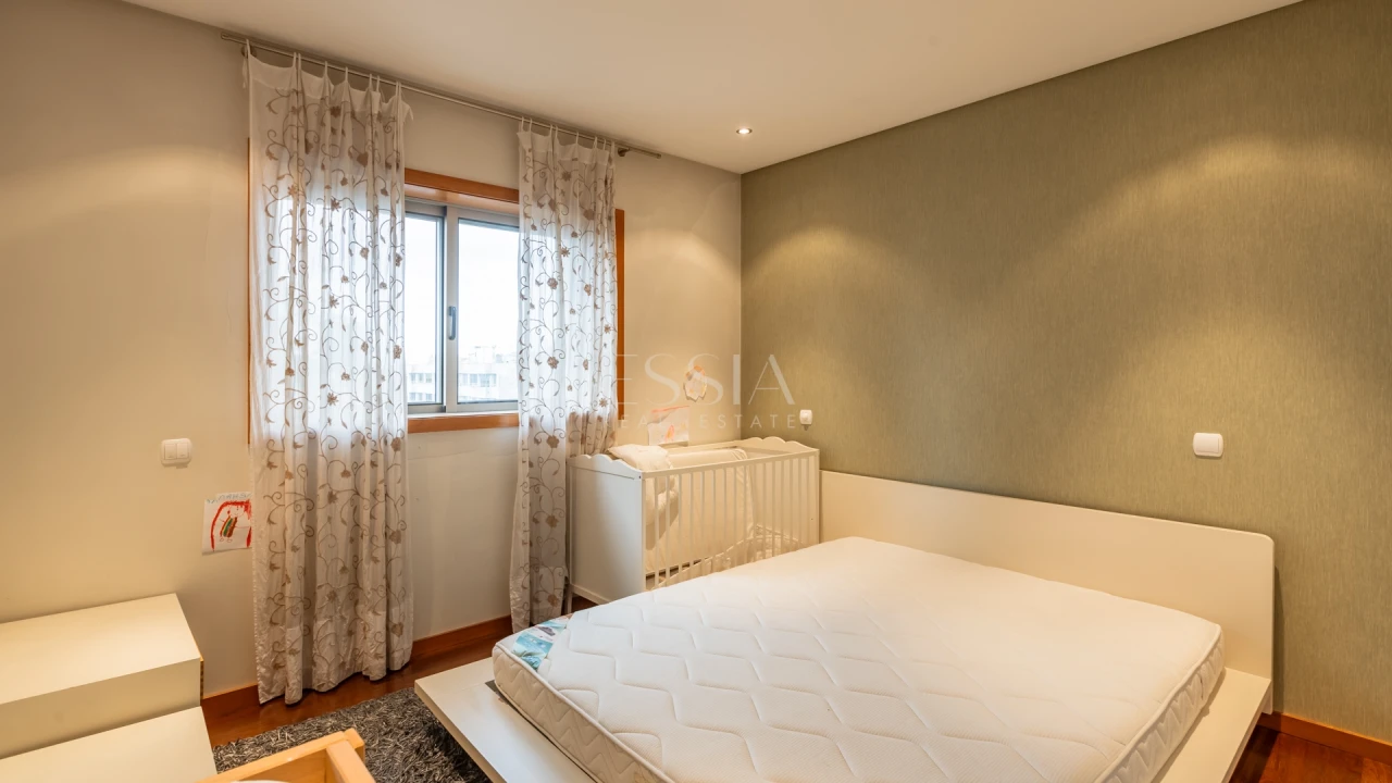 Apartamento T3 para Arrendamento em Paranhos Foto 18