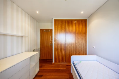 Apartamento T3 para Arrendamento em Paranhos