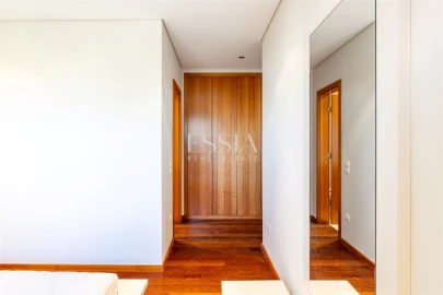 Apartamento T3 para Arrendamento em Paranhos