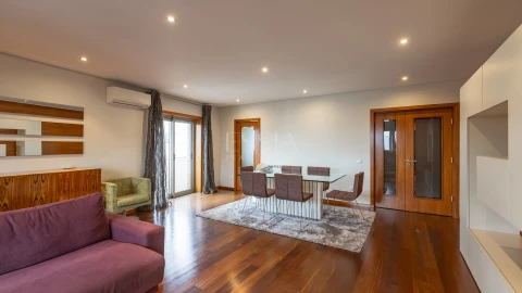 Apartamento T3 para Arrendamento em Paranhos