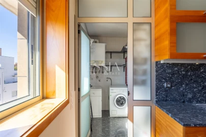 Apartamento T3 para Arrendamento em Paranhos