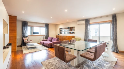 Apartamento T3 para Arrendamento em Paranhos