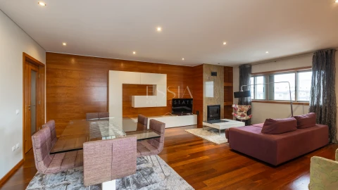 Apartamento T3 para Arrendamento em Paranhos