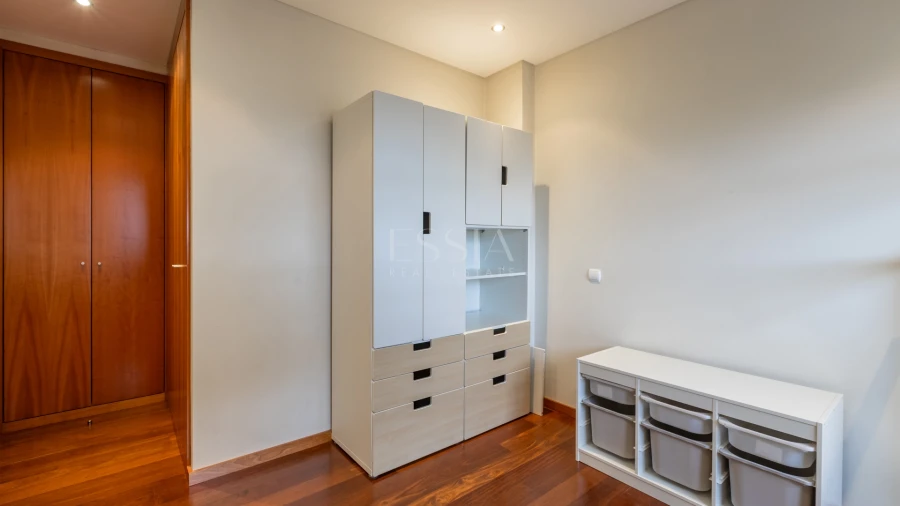 Apartamento T3 para Arrendamento em Paranhos Foto 25