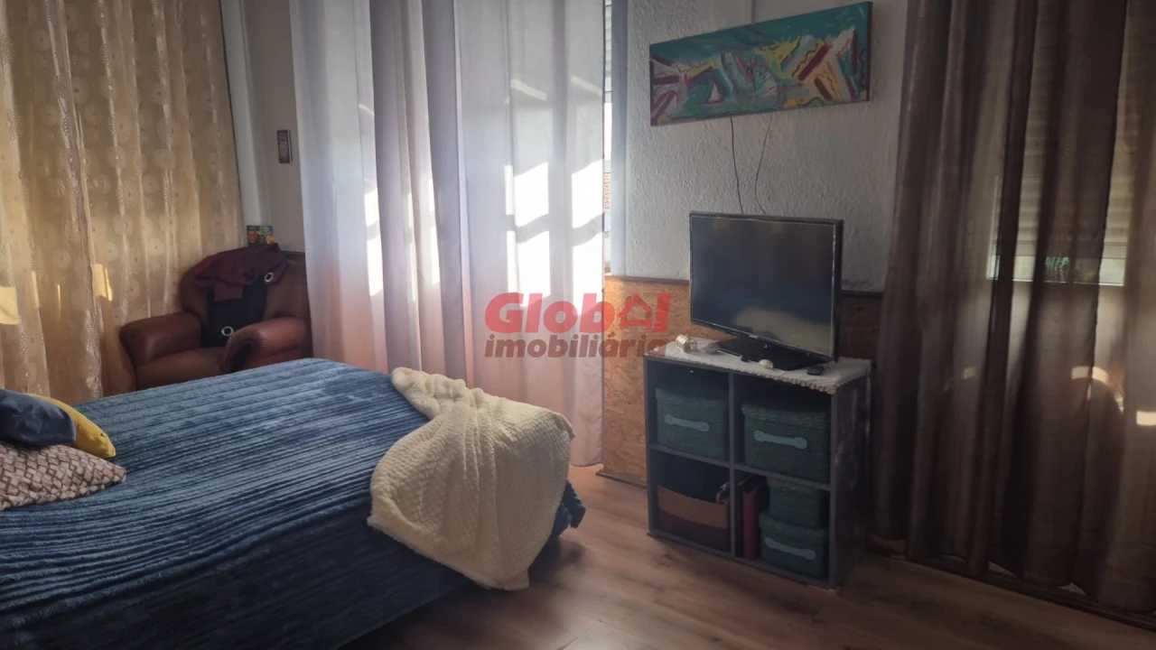 Moradia T3 para Venda em Ervedal e Vila Franca da Beira Foto 6