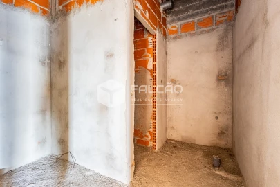 Loja para Venda em Marvila, Ribeira Santarém, São Salvador, São Nicolau
