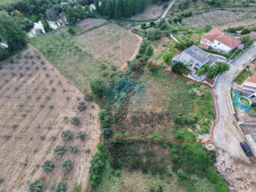 Terreno para Venda em Cabanelas