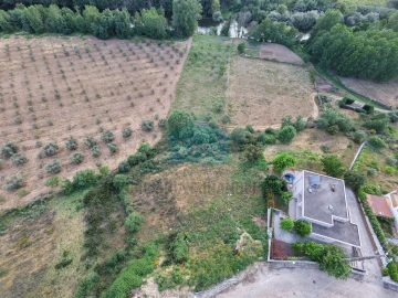 Terreno para Venda em Cabanelas