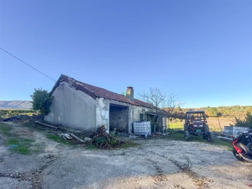 Quinta T0 para Venda em Teixoso e Sarzedo