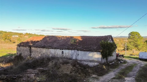 Quinta T0 para Venda em Teixoso e Sarzedo