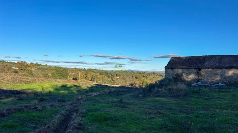 Quinta T0 para Venda em Teixoso e Sarzedo