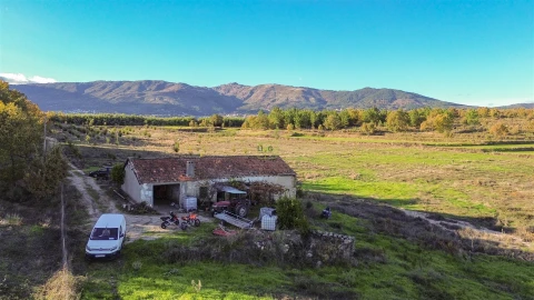 Quinta T0 para Venda em Teixoso e Sarzedo