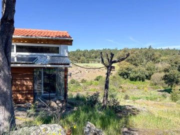 Quinta T1 para Venda em Póvoa de Rio de Moinhos e Cafede
