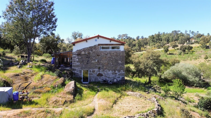 Quinta T1 para Venda em Póvoa de Rio de Moinhos e Cafede Foto 2