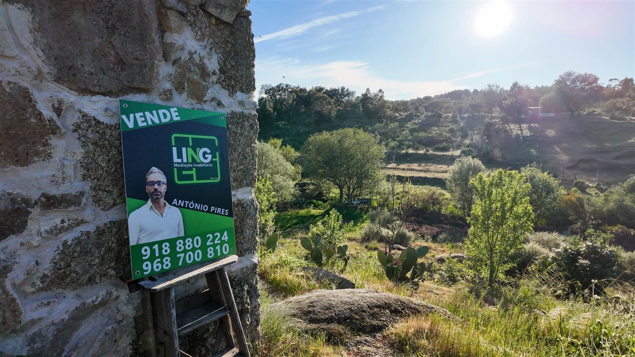 Quinta T1 para Venda em Póvoa de Rio de Moinhos e Cafede Foto 39