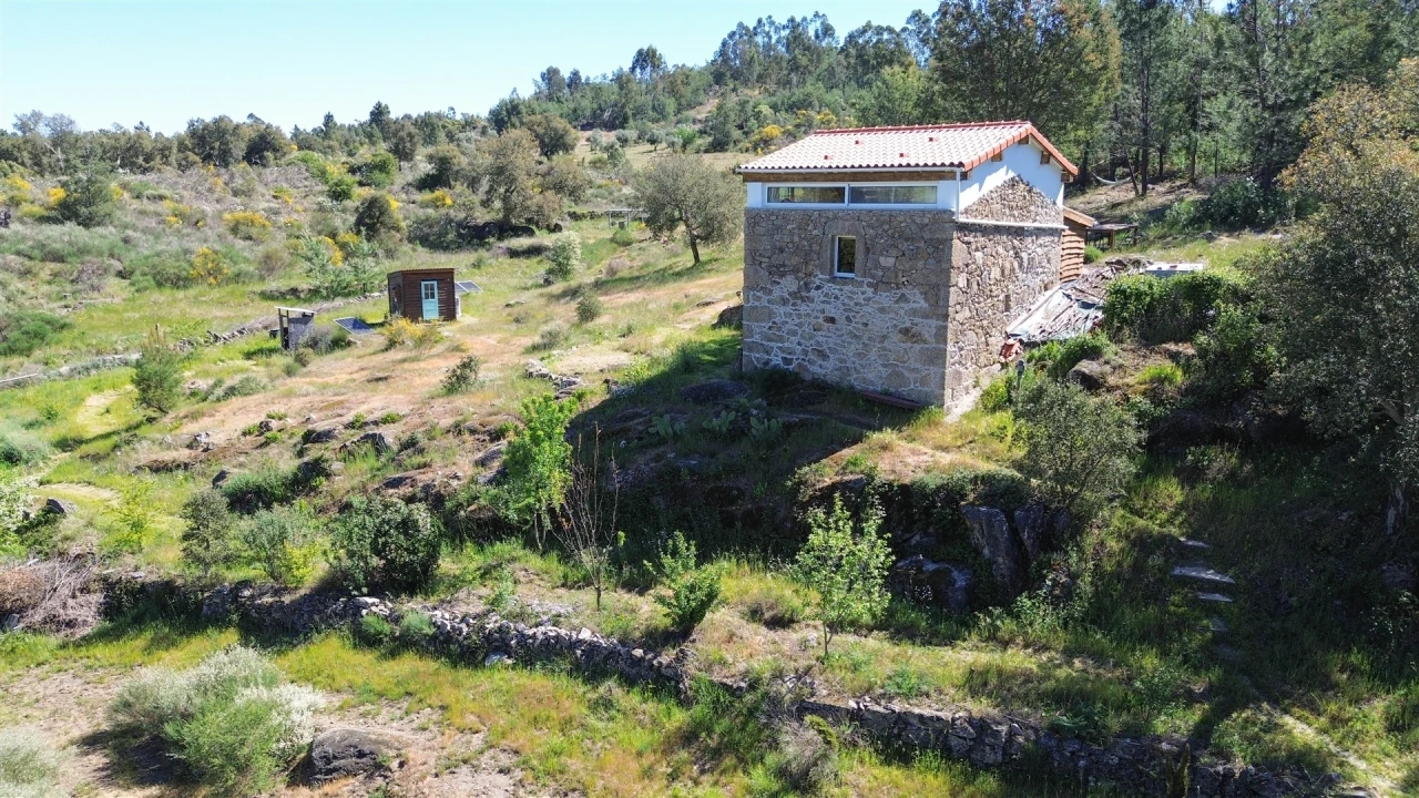 Quinta T1 para Venda em Póvoa de Rio de Moinhos e Cafede Foto 37