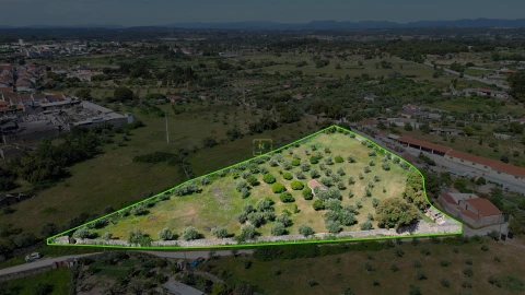 Quinta T1 para Venda em Alcains