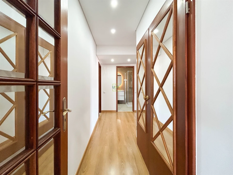 Apartamento T2 para Arrendamento em Castelo Branco Foto 15