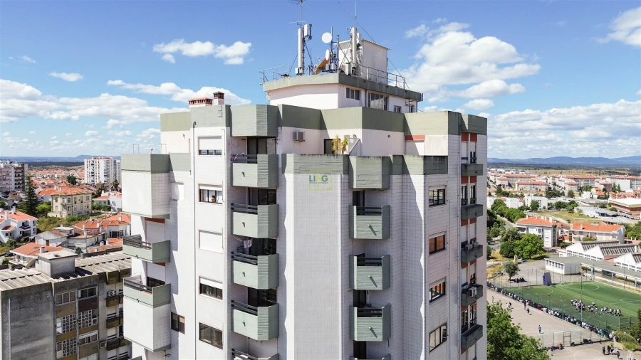 Apartamento T2 para Arrendamento em Castelo Branco Foto 33