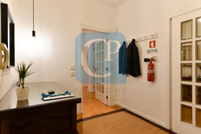 Apartamento T4 para Arrendamento em Ramalde