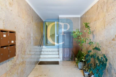 Apartamento T4 para Arrendamento em Ramalde
