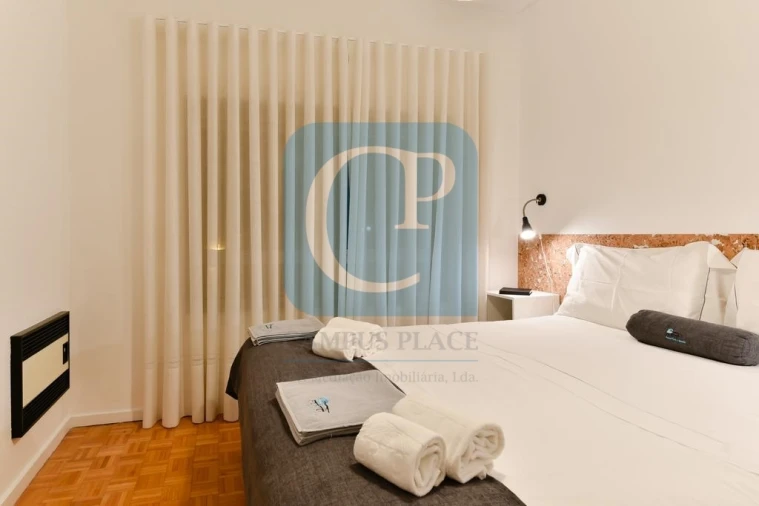 Apartamento T4 para Arrendamento em Ramalde Foto 10