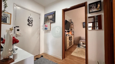 Apartamento T2 para Venda em Vilar de Andorinho