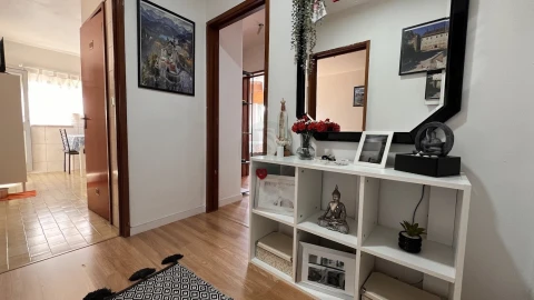 Apartamento T2 para Venda em Vilar de Andorinho