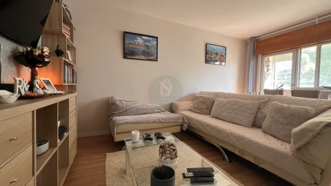 Apartamento T2 para Venda em Vilar de Andorinho
